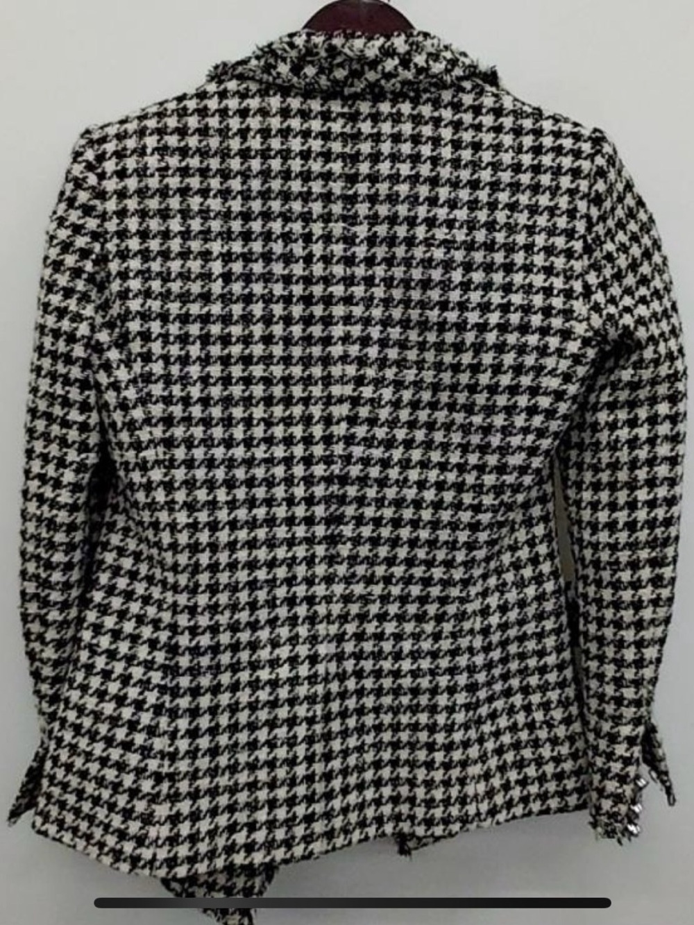 Veronica Beard Black & White Houndstooth Double-Breasted Tweed Blazer - Picture 4 of 4